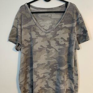 camo American Eagle shirt!